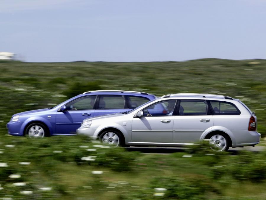  Daewoo Nubira Wagon 2004 года  (фото 4 из 16)